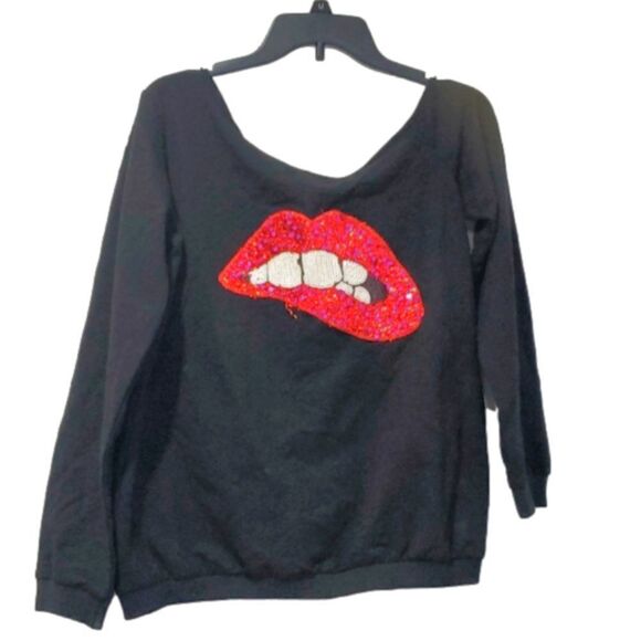 Majicmk  Sweat shirt with big red 💋 👄 - Picture 1 of 4